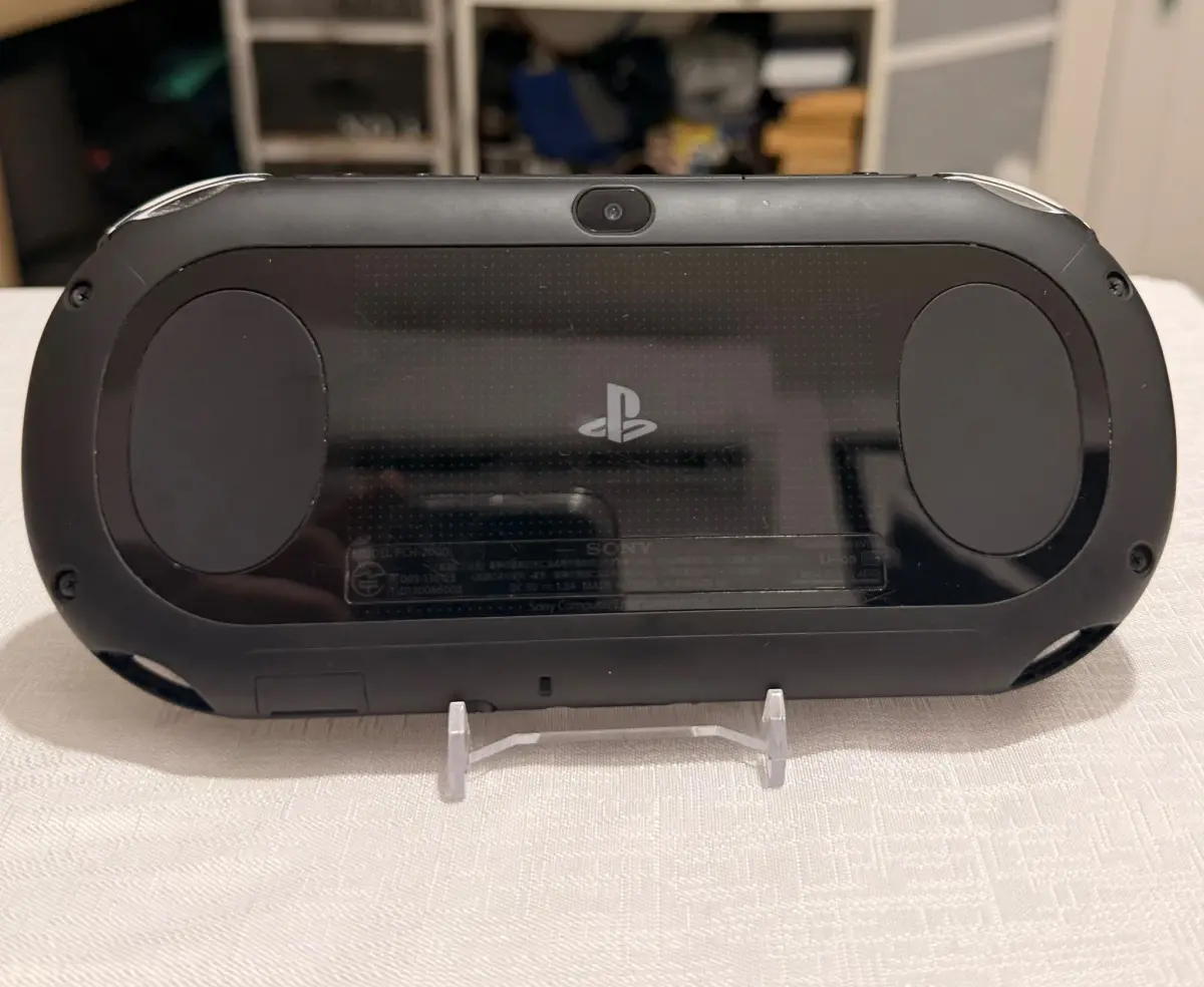 Sony PS Vita 2000 - פרוצה ומוכנה למשחק! 2