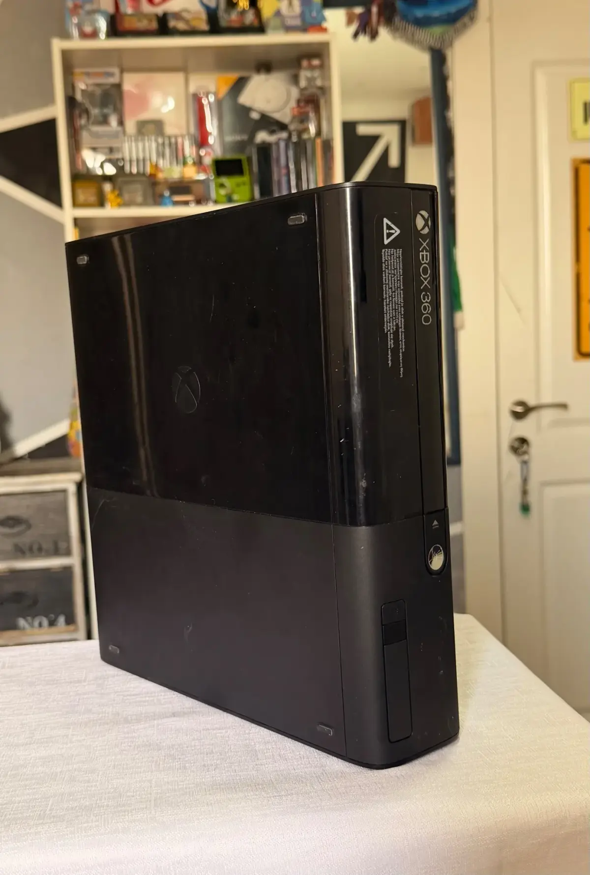 Xbox 360 S 250GB פרוצה + שלט + ספק כוח