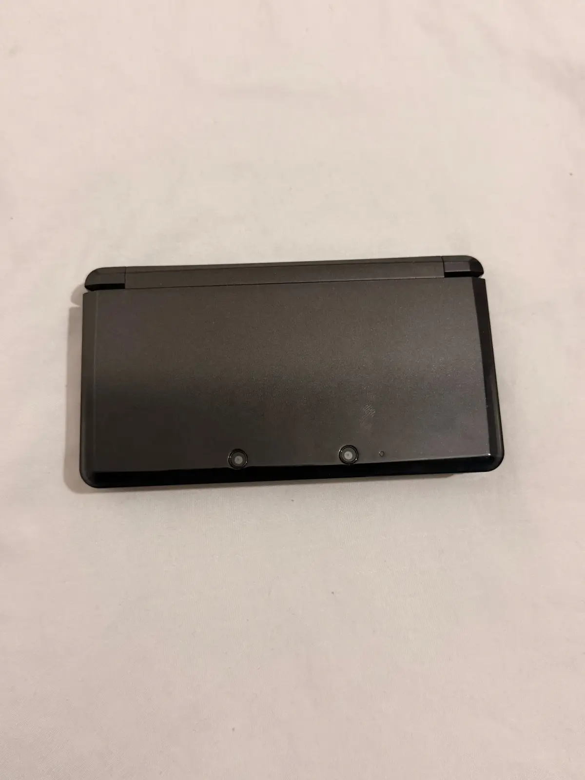 נינטנדו 3DS שחור - פרוץ עם חנות משחקים + ערכת אביזרים מלאה 2