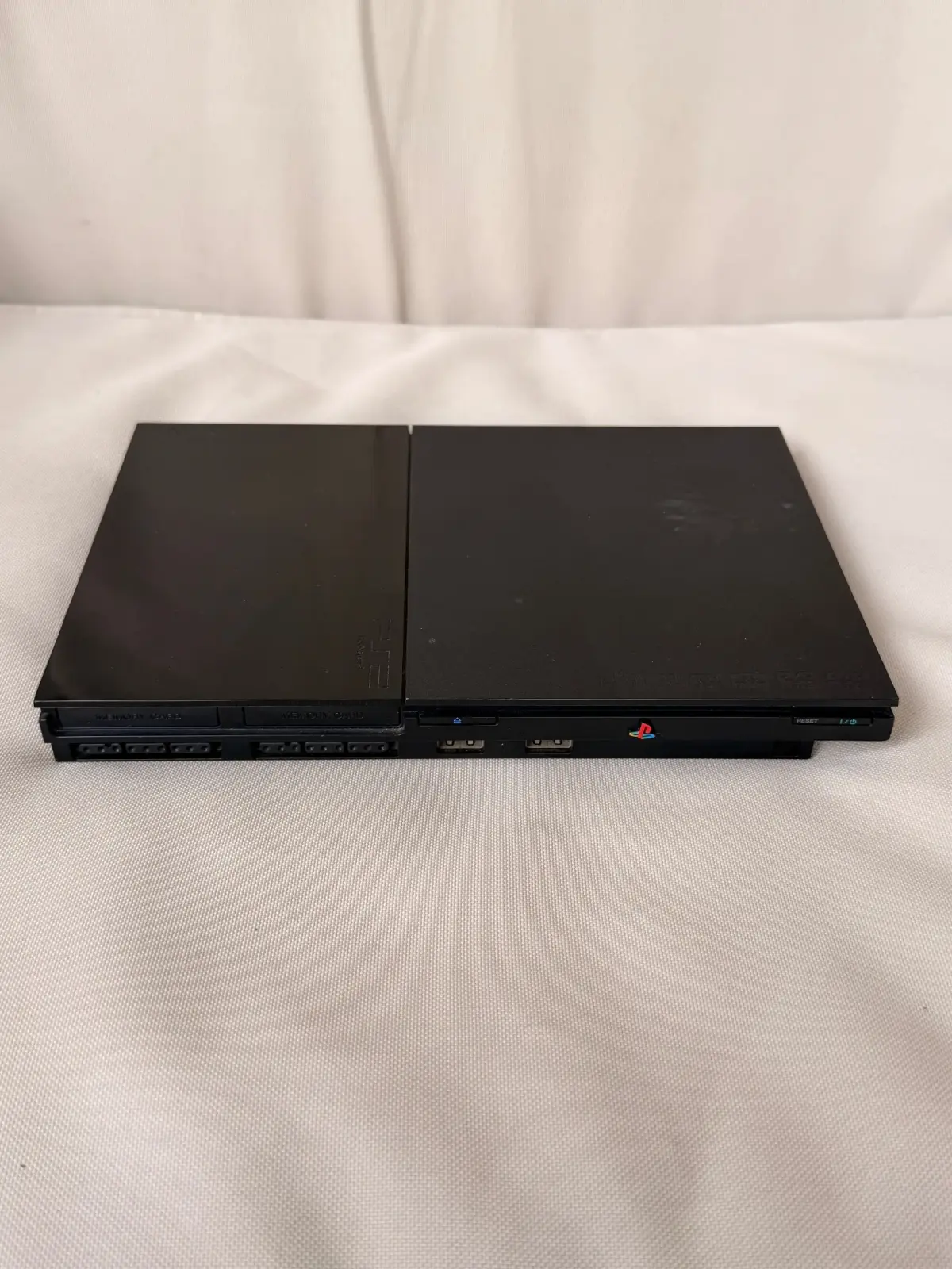 Sony PlayStation 2 Slim SCPH-90004 – קונסולת רטרו שחורה