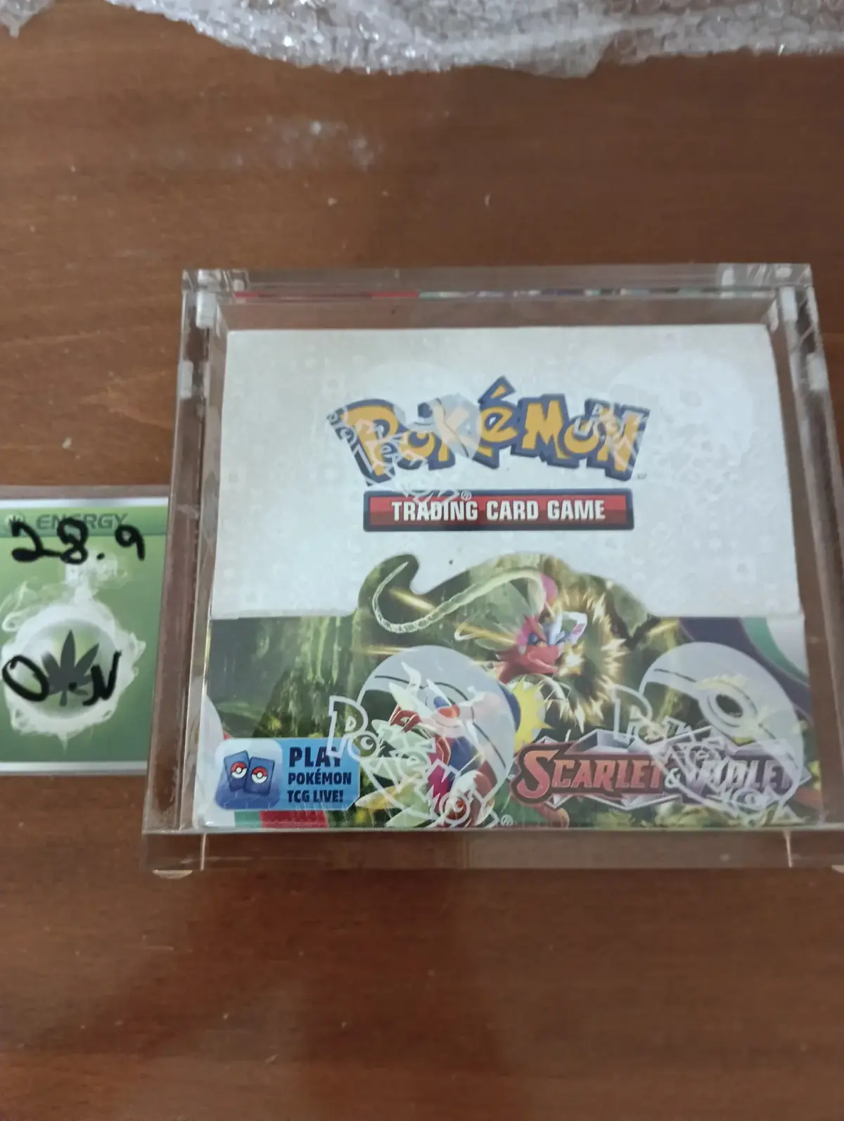 scarlet and violet booster box sealed + אקריל